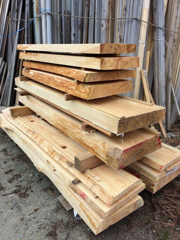 ひのきまな板の原木